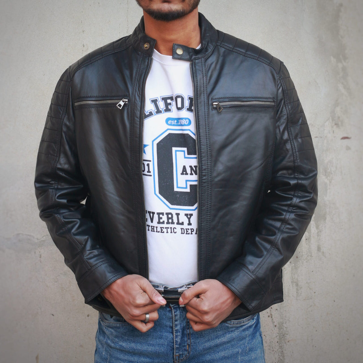 Vintage Carhartt Jacket - black