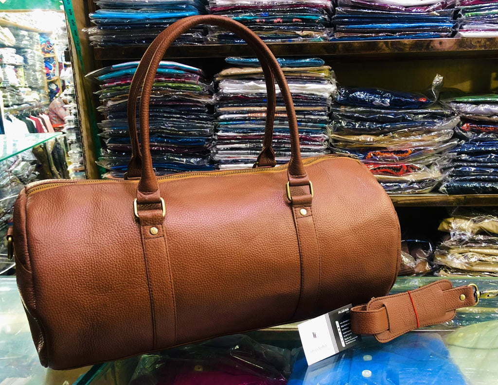 Traveling Shoulder bags in Pakistan | Leather Duffel Bags - camel